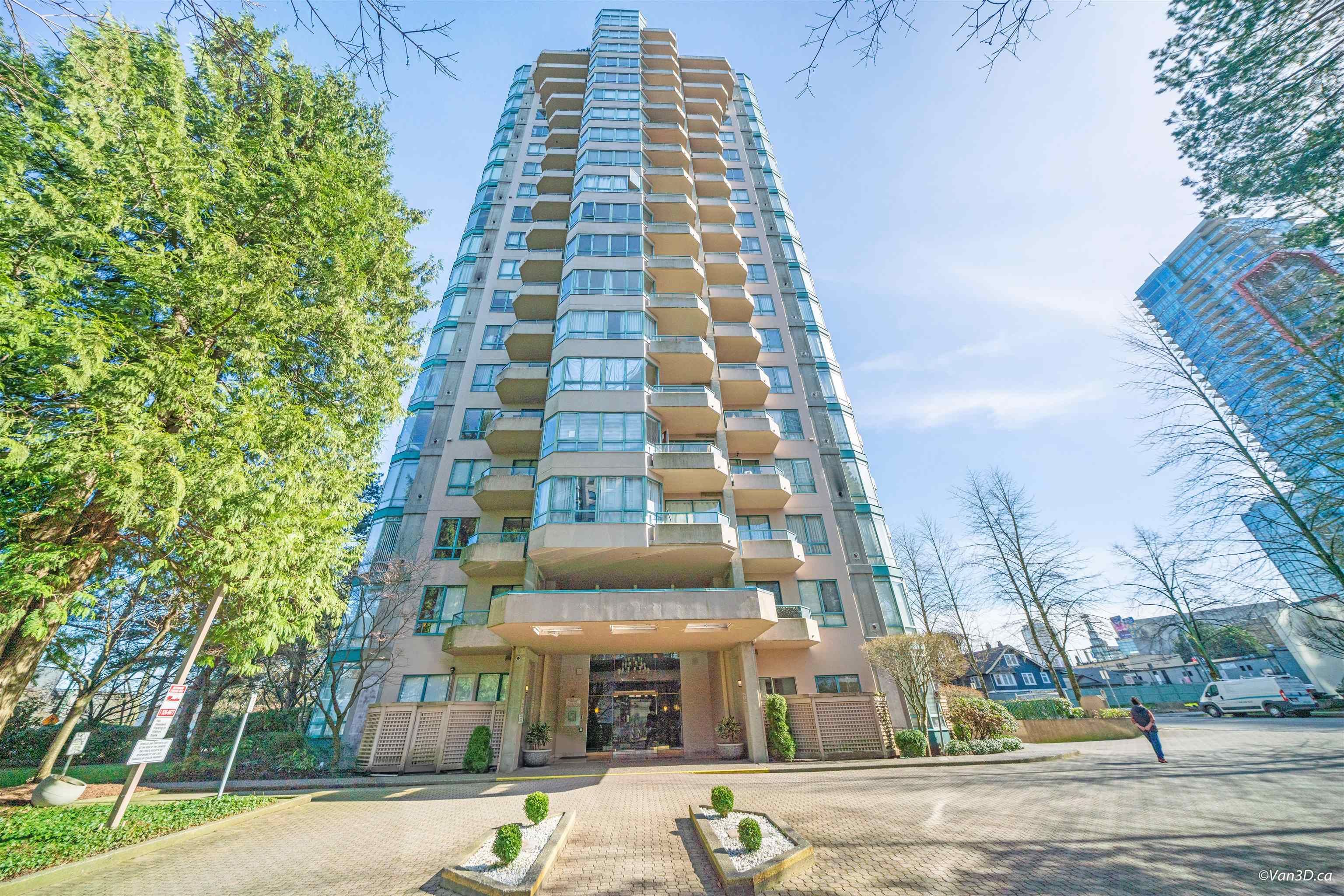 Main Photo: 701 4603 HAZEL Street in Burnaby: Forest Glen BS Condo for sale (Burnaby South)  : MLS®# R2859908