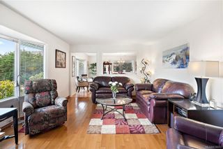 Photo 4: 8656 Bourne Terr in North Saanich: NS Bazan Bay House for sale : MLS®# 838053