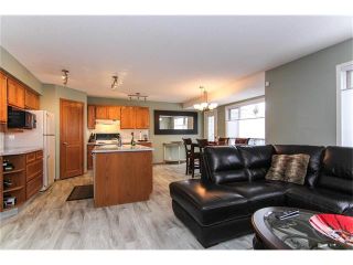 Photo 10: 9177 21 Street SE in Calgary: Riverbend House for sale : MLS®# C4096367
