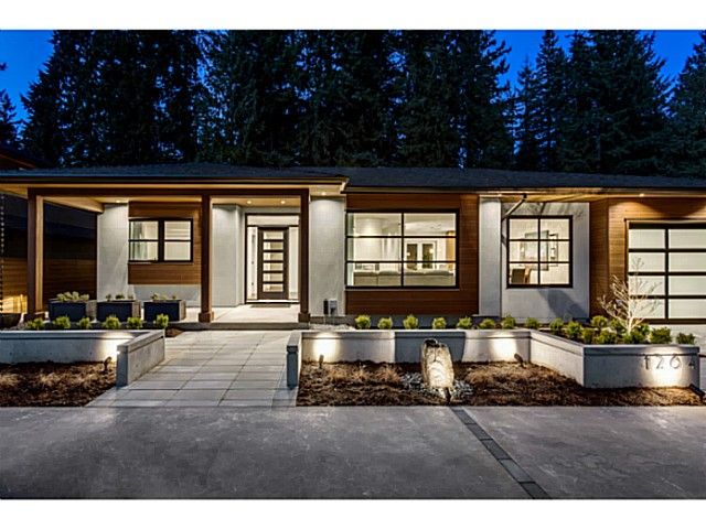 Main Photo: 1264 LANGDALE DR in North Vancouver: Canyon Heights NV House for sale : MLS®# V1100914