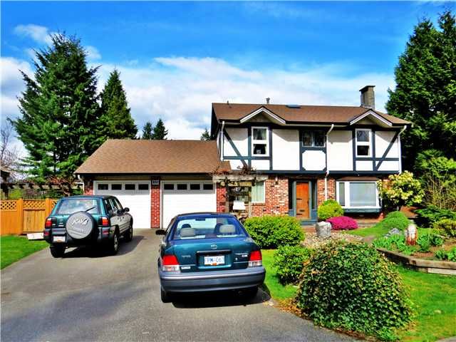 Main Photo: 930 KOMARNO Court in Coquitlam: Chineside House for sale : MLS®# V999665