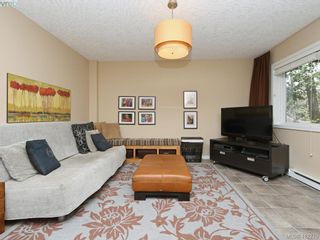 Photo 21: 62 118 Aldersmith Pl in VICTORIA: VR Glentana Row/Townhouse for sale (View Royal)  : MLS®# 817388