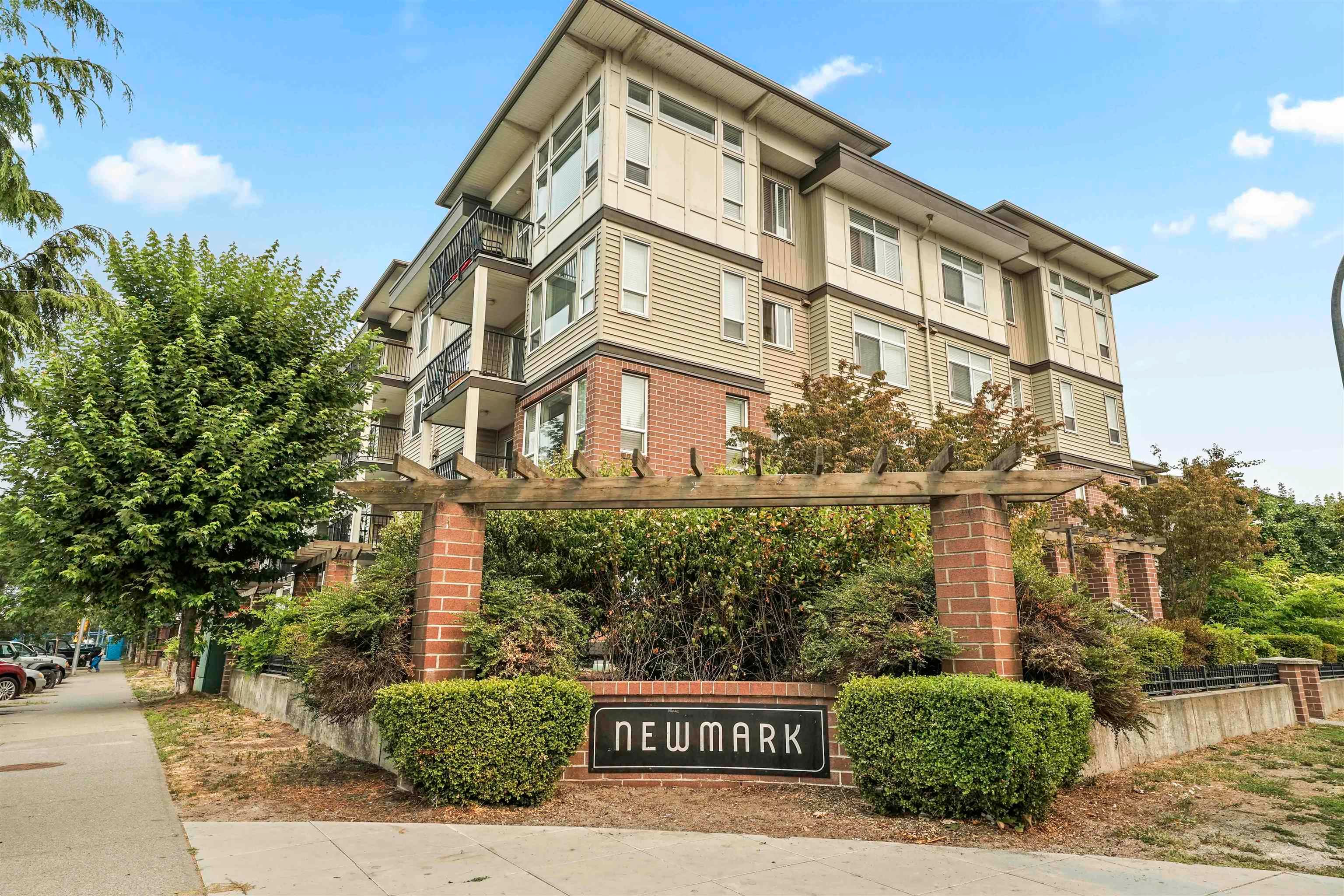Main Photo: 118 9422 VICTOR Street in Chilliwack: Chilliwack Proper East Condo for sale in "NEWMARK" : MLS®# R2839850