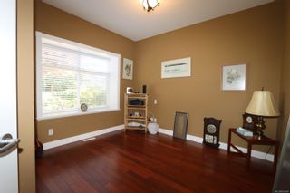 Photo 13: 2347 Stirling Cres in Courtenay: CV Courtenay East House for sale (Comox Valley)  : MLS®# 850644