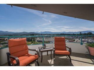 Photo 18: 1403 32440 SIMON Avenue in Abbotsford: Abbotsford West Condo for sale in "Trethewey Towers" : MLS®# R2371199