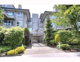 Photo 1: 317 5800 ANDREWS Road in Richmond: Steveston South Condo for sale in "THE VILLAS AT SOUTHCOVE" : MLS®# V718919