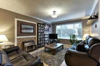 Photo 3: 484 MUNDY Street in Coquitlam: Central Coquitlam 1/2 Duplex for sale : MLS®# R2142692