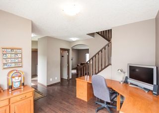 Photo 3: 238 ELGIN Manor SE in Calgary: McKenzie Towne House for sale : MLS®# C4115114