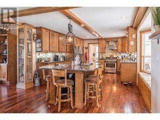 Photo 8: 725 Cypress Drive Mun of Coldstream: Okanagan Shuswap Real Estate Listing: MLS®# 10307926