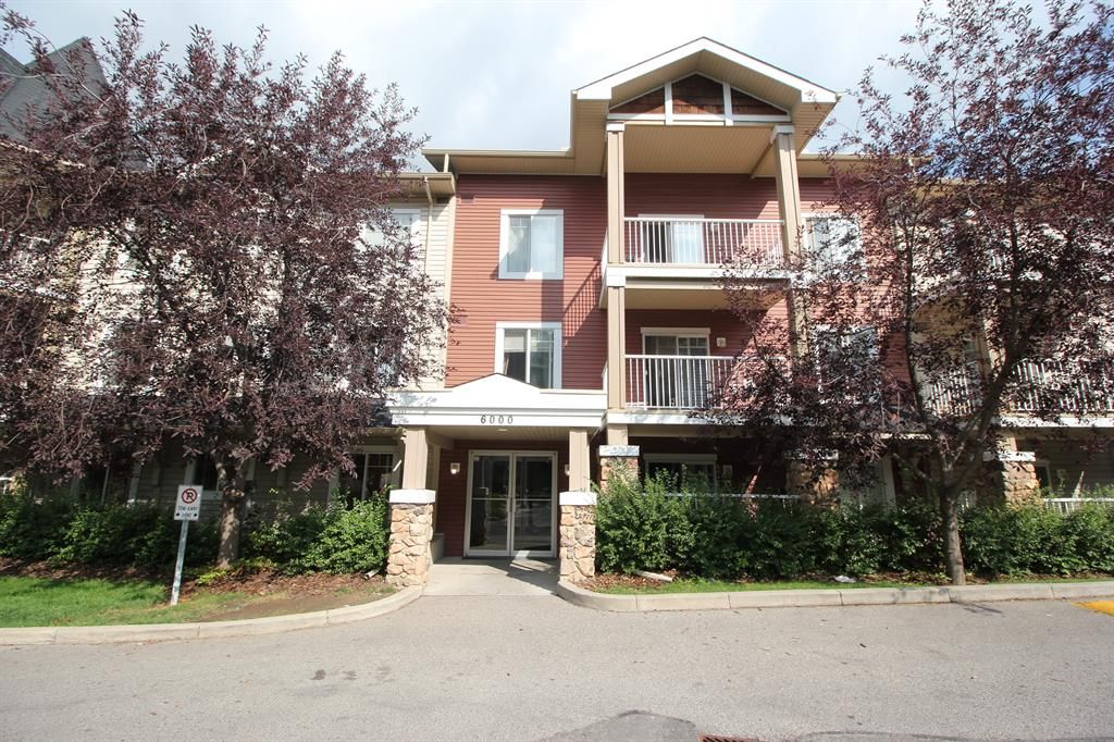 Main Photo: 6204 70 Panamount Drive NW in Calgary: Panorama Hills Apartment for sale : MLS®# A2000113