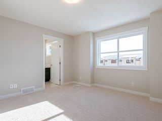 Photo 16: 40 SKYVIEW Parade NE in Calgary: Skyview Ranch Row/Townhouse for sale : MLS®# C4286431