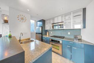 Photo 4: 1906 33 SMITHE Street in Vancouver: Yaletown Condo for sale in "Coopers Lookout" (Vancouver West)  : MLS®# R2737903