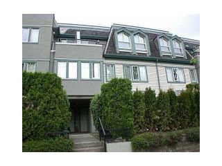 Photo 1: 31 1225 BRUNETTE Avenue in Coquitlam: Maillardville Townhouse for sale in "PLACE FOUNTAINEBLEAU" : MLS®# R2242735