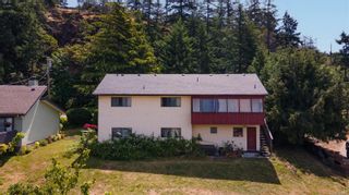 Photo 1: 2559 Mill Hill Rd in Langford: La Mill Hill House for sale : MLS®# 936119