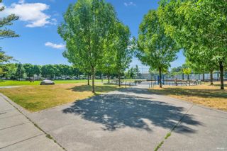 Photo 13: 415 3520 CROWLEY Drive in Vancouver: Collingwood VE Condo for sale in "MILLENIO" (Vancouver East)  : MLS®# R2825014