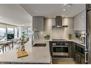 Photo 4: 908 1788 COLUMBIA Street in Vancouver: False Creek Condo for sale in "EPIC AT WEST" (Vancouver West)  : MLS®# R2695731