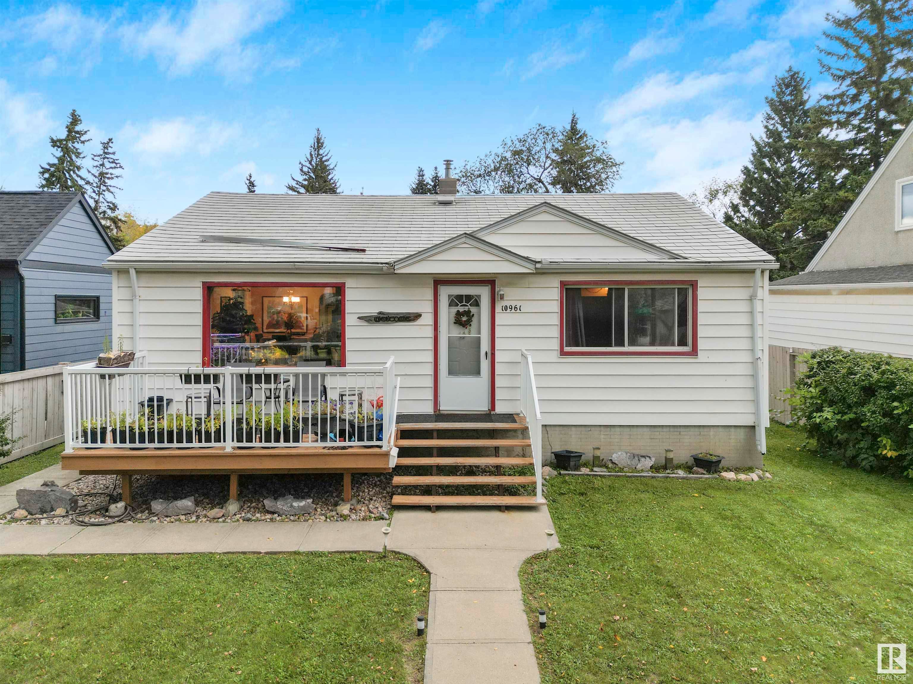 Main Photo: 10961 136 Street in Edmonton: Zone 07 House for sale : MLS®# E4358413