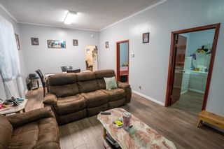 Photo 6: 742 Lipton Street in Winnipeg: West End Residential for sale (5C)  : MLS®# 202313821