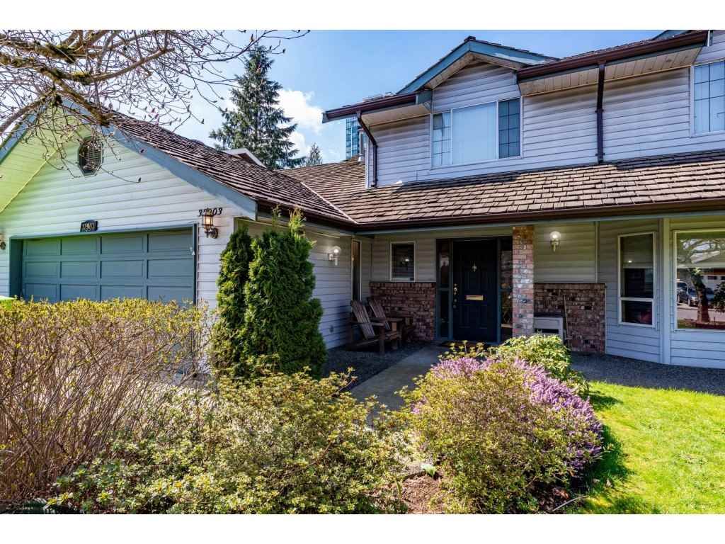 Main Photo: 32903 ALTA AVENUE in Abbotsford: Central Abbotsford House for sale : MLS®# R2560724