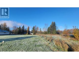 Photo 3: LOT A THORNHILL STREET in Terrace: Vacant Land for sale : MLS®# R2872996