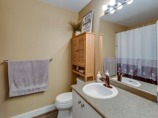 Photo 13: 8282 HERAR Lane in Mission: Mission BC House for sale : MLS®# R2607599