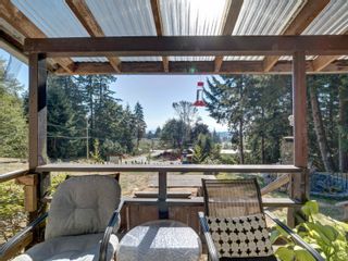 Photo 3: 4 1065 KEITH Road in Gibsons: Gibsons & Area Manufactured Home for sale (Sunshine Coast)  : MLS®# R2727648