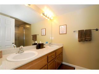 Photo 9: CROWN POINT Townhouse for sale : 2 bedrooms : 4067 Gresham in Pacific Beach