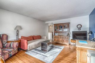 Photo 10: 532 Queensland Place SE in Calgary: Queensland Semi Detached for sale : MLS®# A1187085