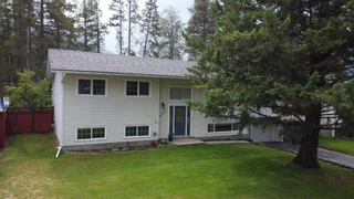 Photo 1: 492 Engelmann Spruce Drive in Spawood: Sparwood House for sale : MLS®# 2472910