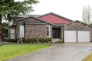 Photo 1: 19193 59A Avenue in Surrey: Cloverdale BC House for sale (Cloverdale)  : MLS®# F1228854