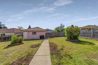 Photo 32: 8178 15TH Avenue in Burnaby: East Burnaby House for sale (Burnaby East)  : MLS®# R2778025