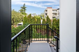 Photo 13: 2706 Graham St in Victoria: Vi Hillside Row/Townhouse for sale : MLS®# 884555