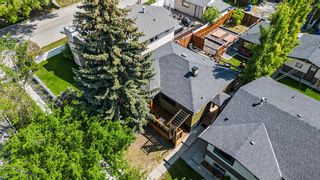 Photo 2: 526 9A Street NE in Calgary: Bridgeland/Riverside Detached for sale : MLS®# A2053263