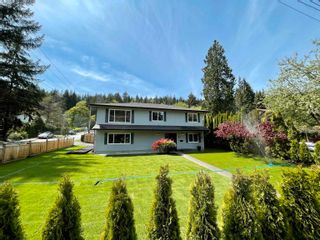 Photo 1: 1825 CALEDONIA Avenue in North Vancouver: Deep Cove House for sale : MLS®# R2697326