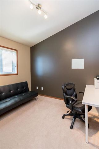 Photo 13: 140 Bridgetown Drive in Winnipeg: Royalwood Residential for sale (2J)  : MLS®# 202016170