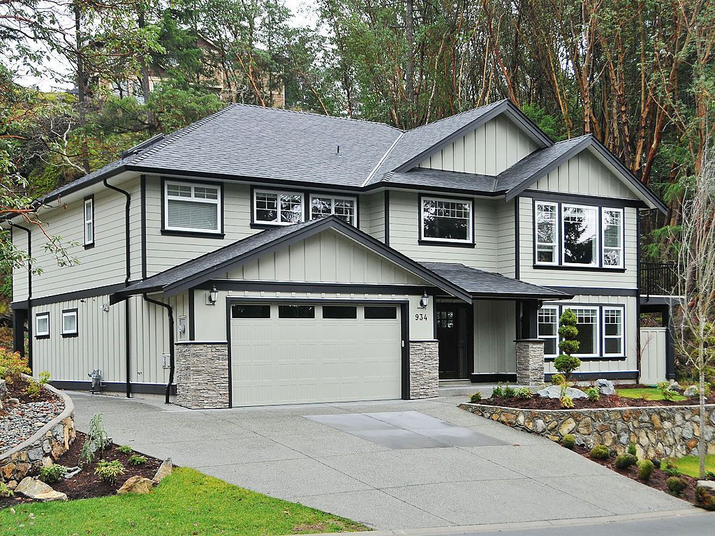 Main Photo: 934 Gade Rd in VICTORIA: La Bear Mountain House for sale (Langford)  : MLS®# 630122
