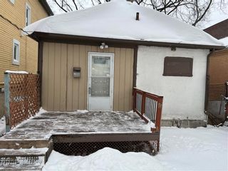 Photo 10: 472 Bannerman Avenue in Winnipeg: North End Residential for sale (4C)  : MLS®# 202226615