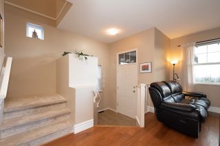 Photo 2: 143 FOREST PARK WAY in Port Moody: Heritage Woods PM 1/2 Duplex for sale : MLS®# R2759358
