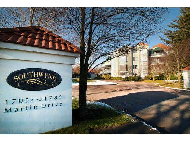 Main Photo: 405 1745 MARTIN Drive in Surrey: Sunnyside Park Surrey Condo for sale in "SOUTHWYND" (South Surrey White Rock)  : MLS®# F1436564