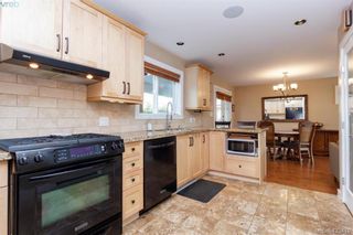 Photo 13: 3225 Mallow Crt in VICTORIA: La Walfred House for sale (Langford)  : MLS®# 836201
