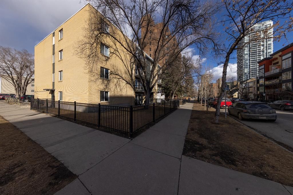 Photo 25: Photos: 206 1040 15 Avenue SW in Calgary: Beltline Apartment for sale : MLS®# A1195527