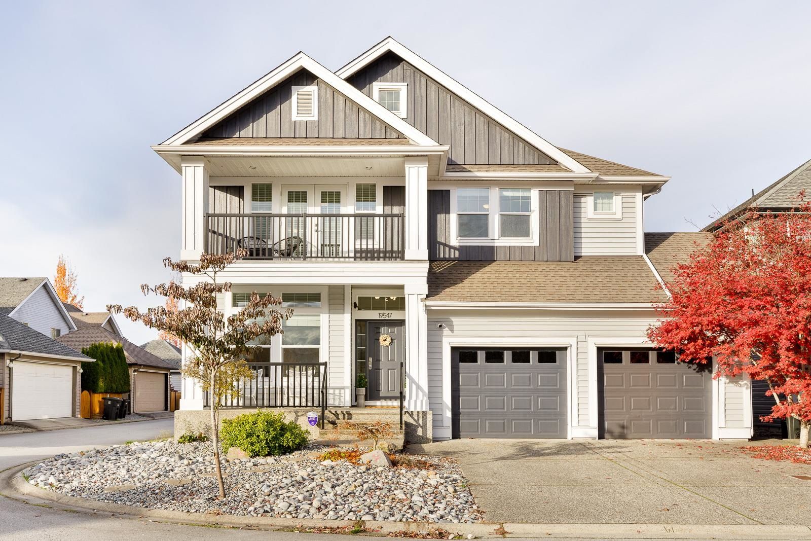 Main Photo: 19547 THORBURN Way in Pitt Meadows: South Meadows House for sale in "Rivers Edge" : MLS®# R2832434