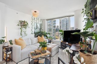 Photo 2: 2307 688 ABBOTT Street in Vancouver: Downtown VW Condo for sale in "Firenze" (Vancouver West)  : MLS®# R2873686