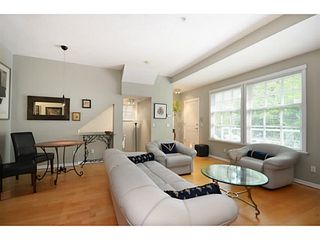 Photo 3: 1803 NAPIER Street in Vancouver: Grandview VE Townhouse for sale in "Salsbury Heights" (Vancouver East)  : MLS®# V1046669
