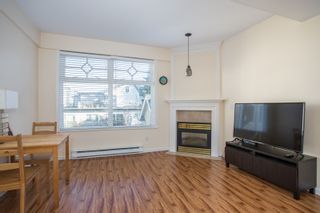 Photo 2: 309 2588 ALDER Street in Vancouver: Fairview VW Condo for sale in "BOLLERT PLACE" (Vancouver West)  : MLS®# R2339876