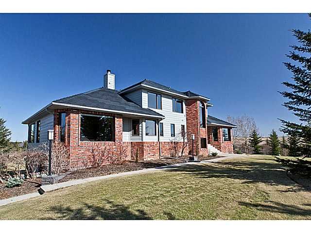 Main Photo: 79 WINDMILL Way in CALGARY: Rural Rocky View MD Residential Detached Single Family for sale : MLS®# C3614011