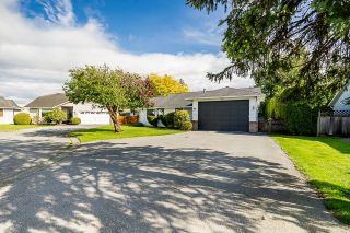 Main Photo: 19224 59 Avenue in Surrey: Cloverdale BC House for sale (Cloverdale)  : MLS®# R2891094