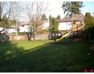 Photo 2: 7796 FALCON Crescent in Mission: Mission BC House for sale in "West Heights" : MLS®# F2804037