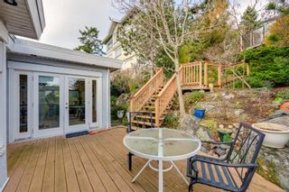 Photo 30: 1972 Crescent Rd in Oak Bay: OB Gonzales House for sale : MLS®# 923161