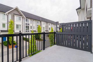 Photo 8: 77 8438 207A Street in Langley: Willoughby Heights Townhouse for sale in "YORK By Mosaic" : MLS®# R2453258